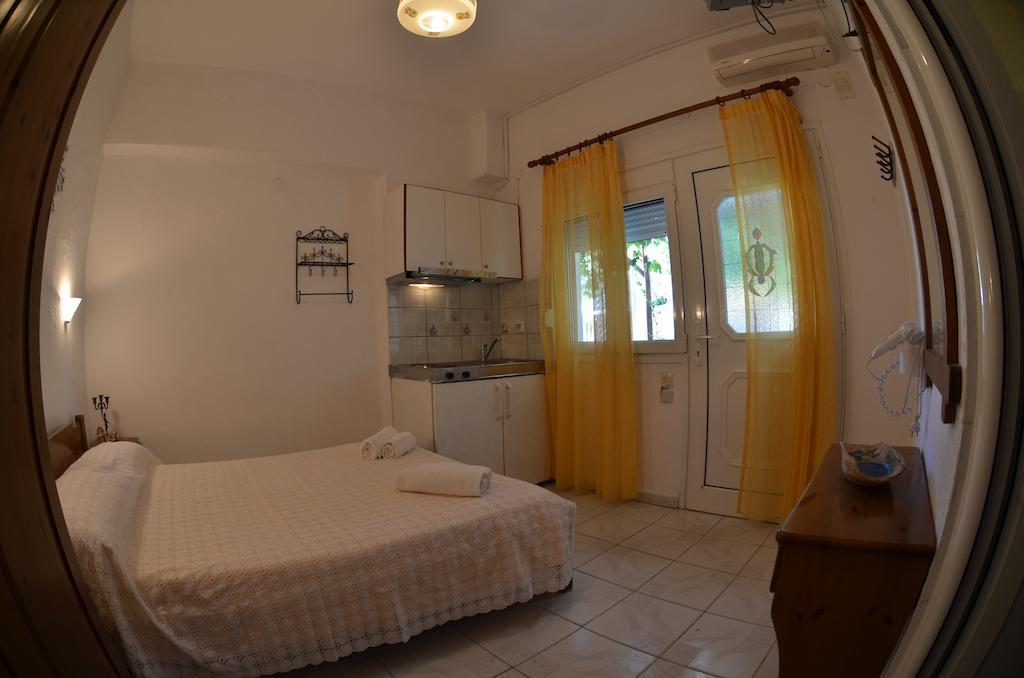 Chrisi Akti Hotel Skala Potamia  Bilik gambar